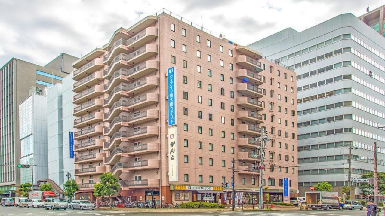 Via Inn Shin Osaka West Екстериор снимка