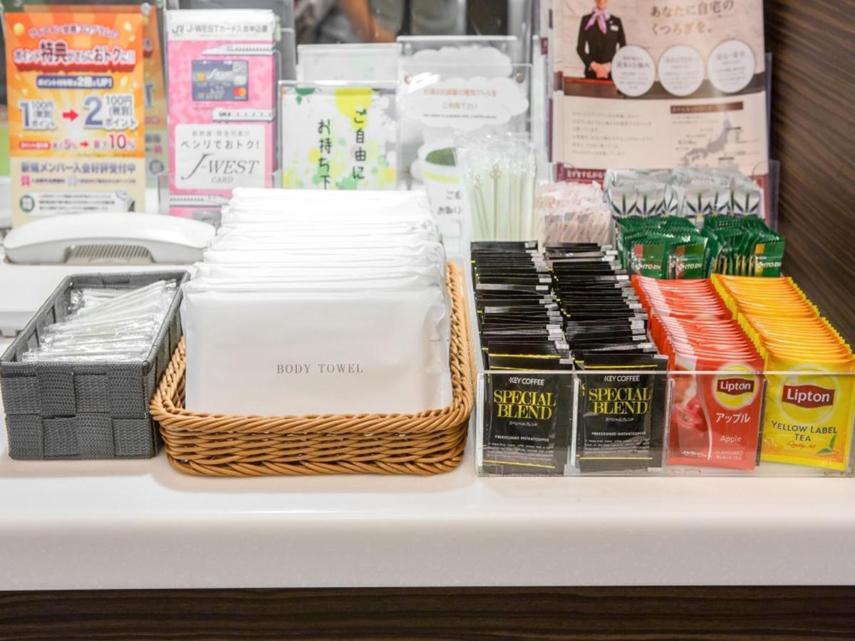 Via Inn Shin Osaka West Екстериор снимка